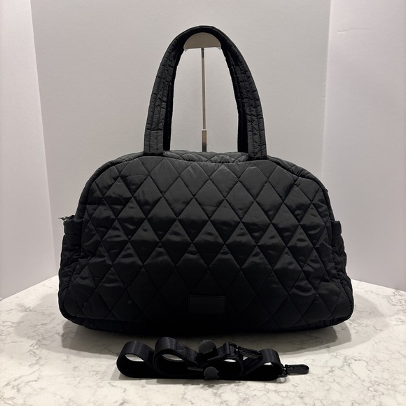 Vera Bradley Handbags - Vera Bradley Women's Ultralight Medium Traveler Bag 27136-481 Black